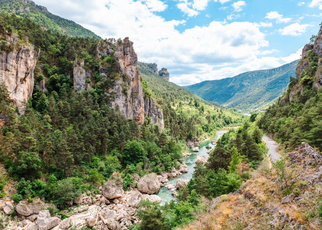 Randonnée dans les gorges du Tarn avec Chamina, un trek sublime en Lozère