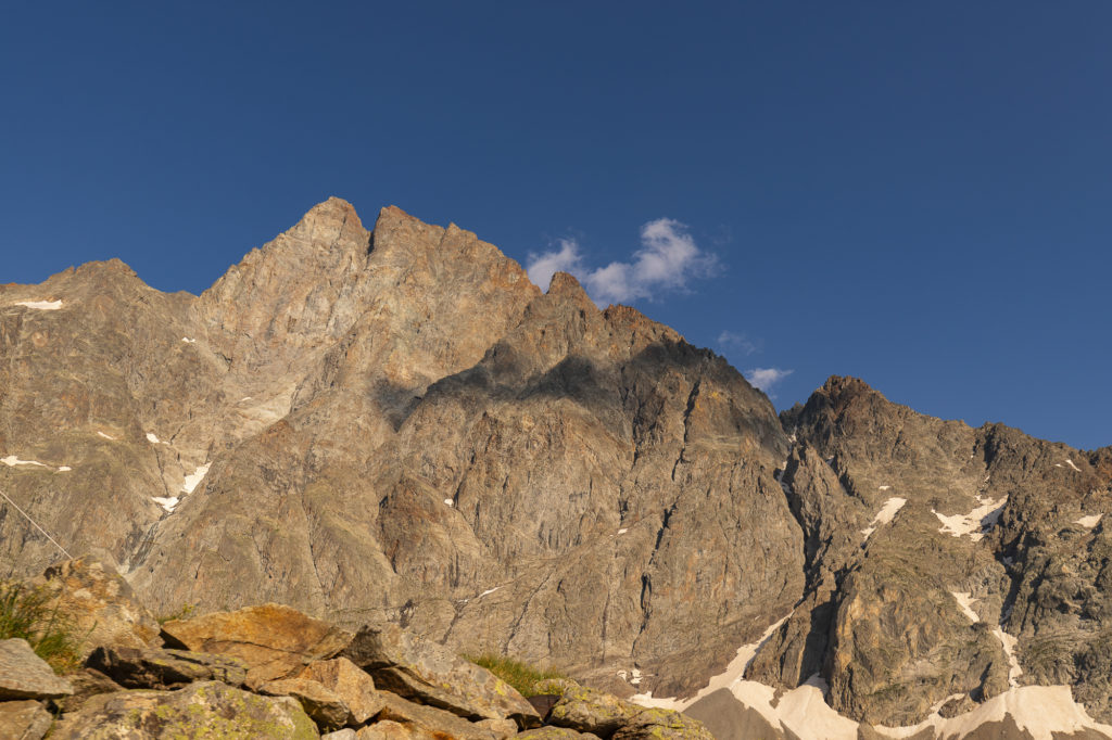 Que faire en Valbonnais, autour de Valjouffrey et Valsenestre? Refuge de Font Turbat et randonnées en montagne au coeur des Ecrins.