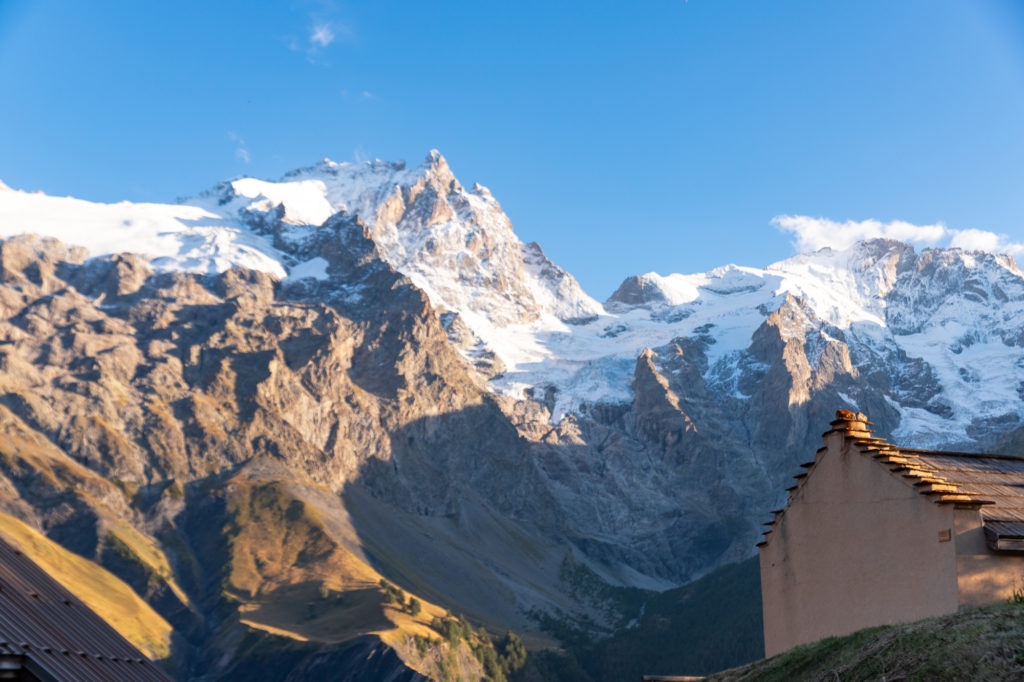 villages d'alpinisme la grave villar d'arene hameaux