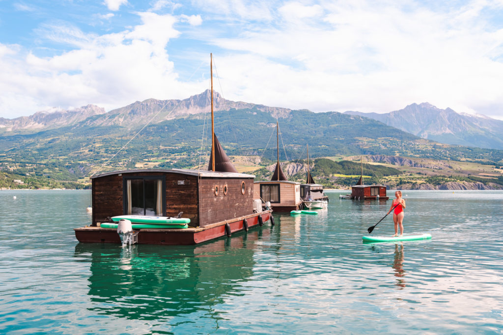 Où dormir au bord du lac de Serre-Ponçon ? 