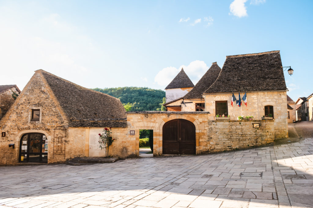 visiter la dordogne avec un chien 