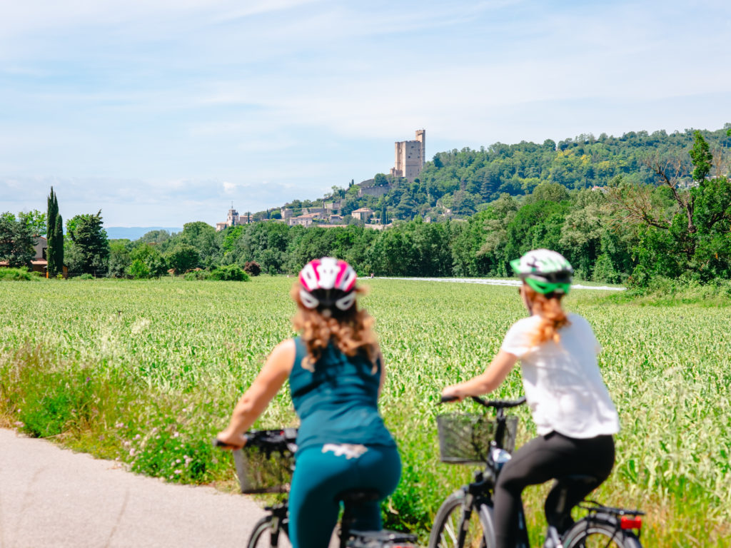 Que voir et que faire en vallée de la Drôme ? tour de crest 